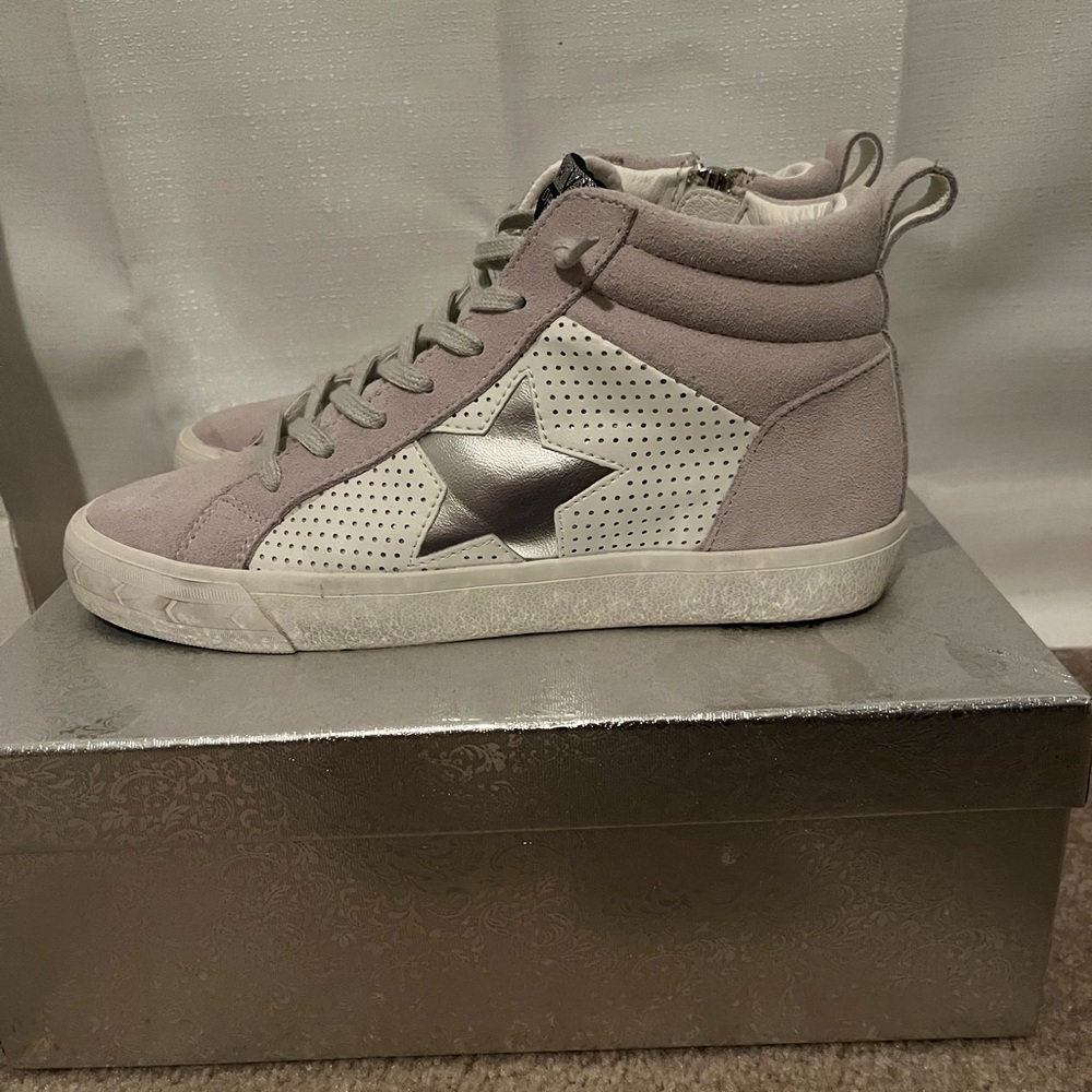Women’s size 8.5 Vintage Havana Sneakers
